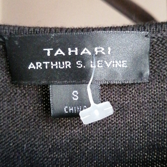 TAHARI Wool Sweater Dress Size S - Picture 4 of 5